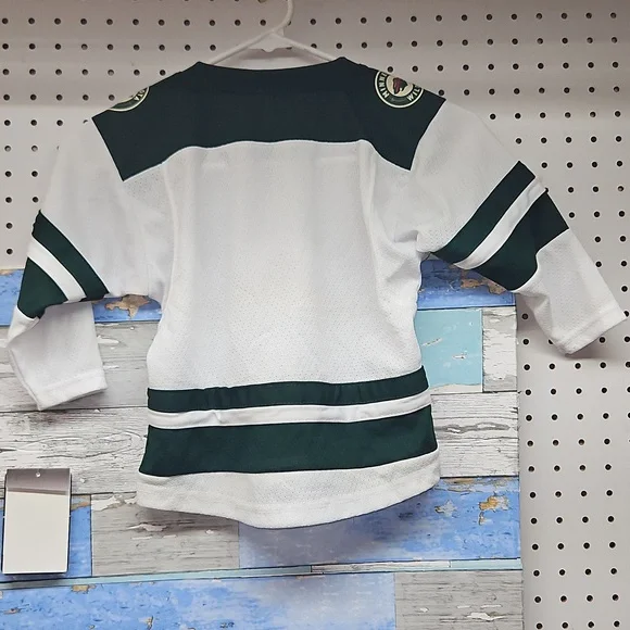 NHL Minnesota Wild Children's Hockey Jersey Size 2/4T - Picture 9 of 11